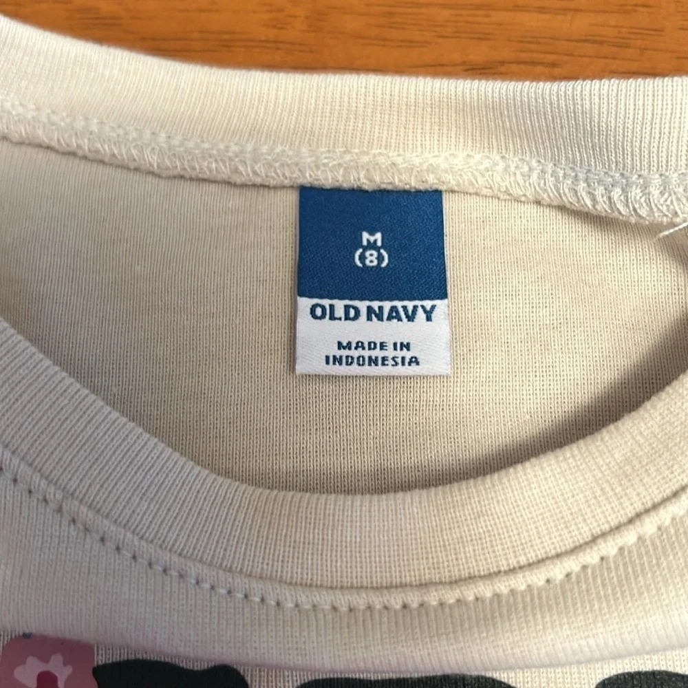 New with tags Old Navy girls long sleeve shirt size medium (8).